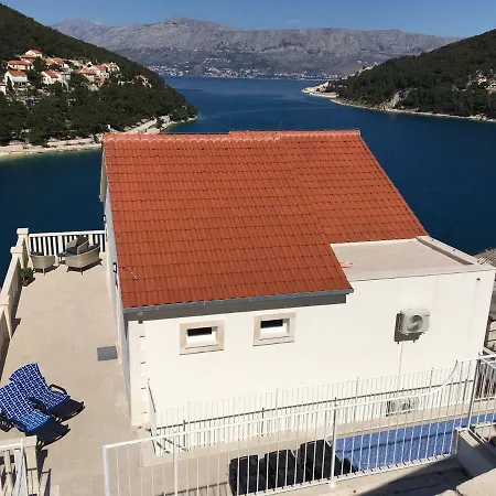 Lejlighed Villa More