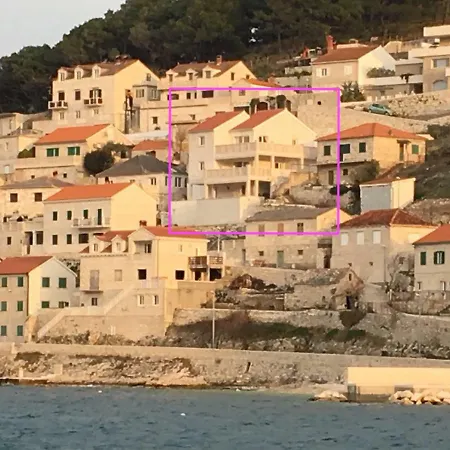 Villa More * 普契什查