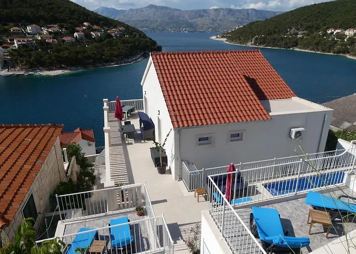 Villa More *