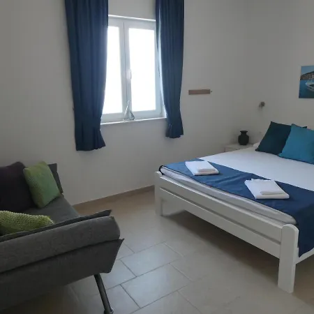 Villa More Apartmán *