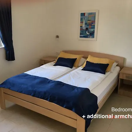 Apartment Villa More *