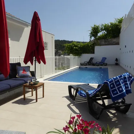 Villa More *