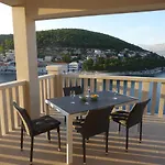 Villa More Apartment