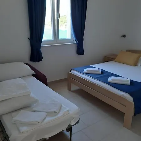 Villa More Apartman Pucisca