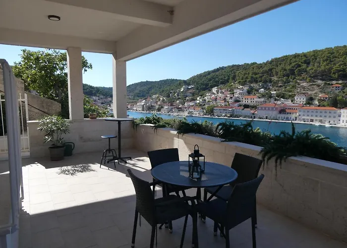 Appartamento Villa More Pucisca