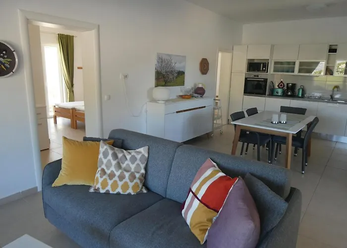 Appartamento Villa More Pucisca